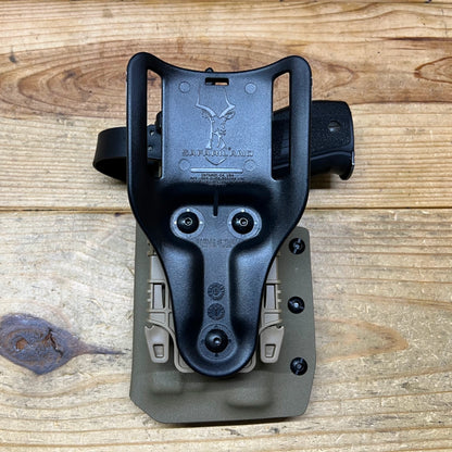 SIG P226  Level 2 Retention Holster